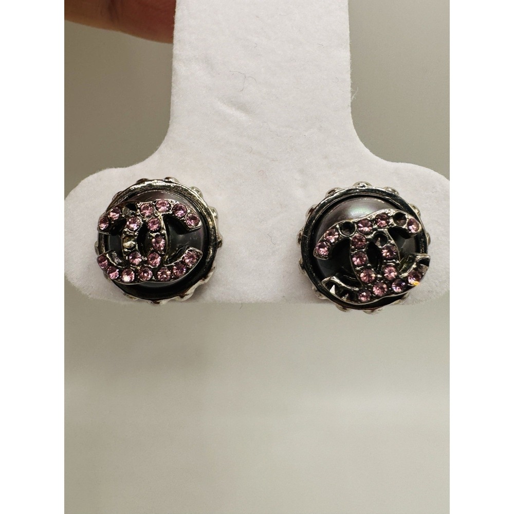 Chanel Pink Crystal CC Logo Clip On Earrings Black Silver Tone Box Tag